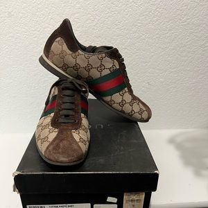 Gucci tennis shoes size 7